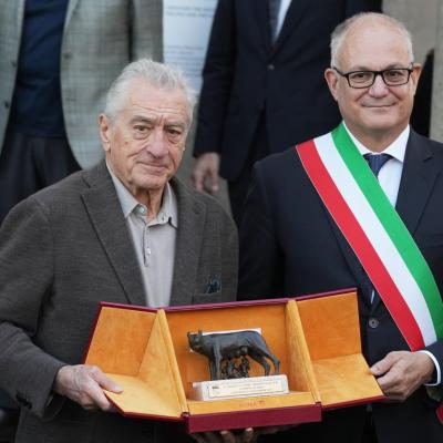 Robert De Niro honra su herencia italiana en Roma