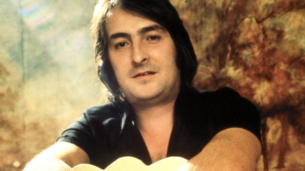 "Lo que nos es querido siempre queda atrás": cierra el museo de Nino Bravo en su pueblo natal