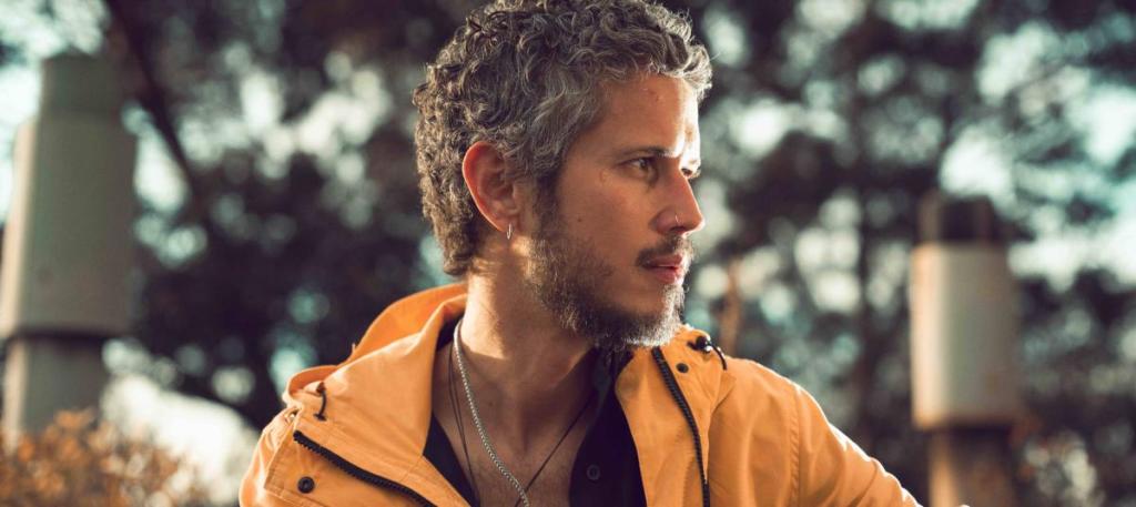 Vicente García celebra triple nominación a los Latin Grammy 2025