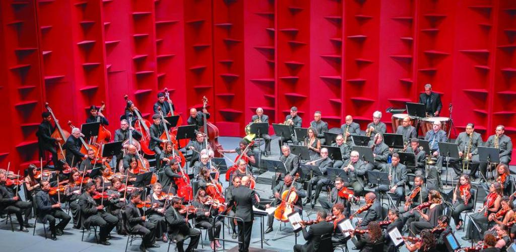 Todo Mozart: la Filarmónica rinde tributo al genio austríaco en clave dominicana