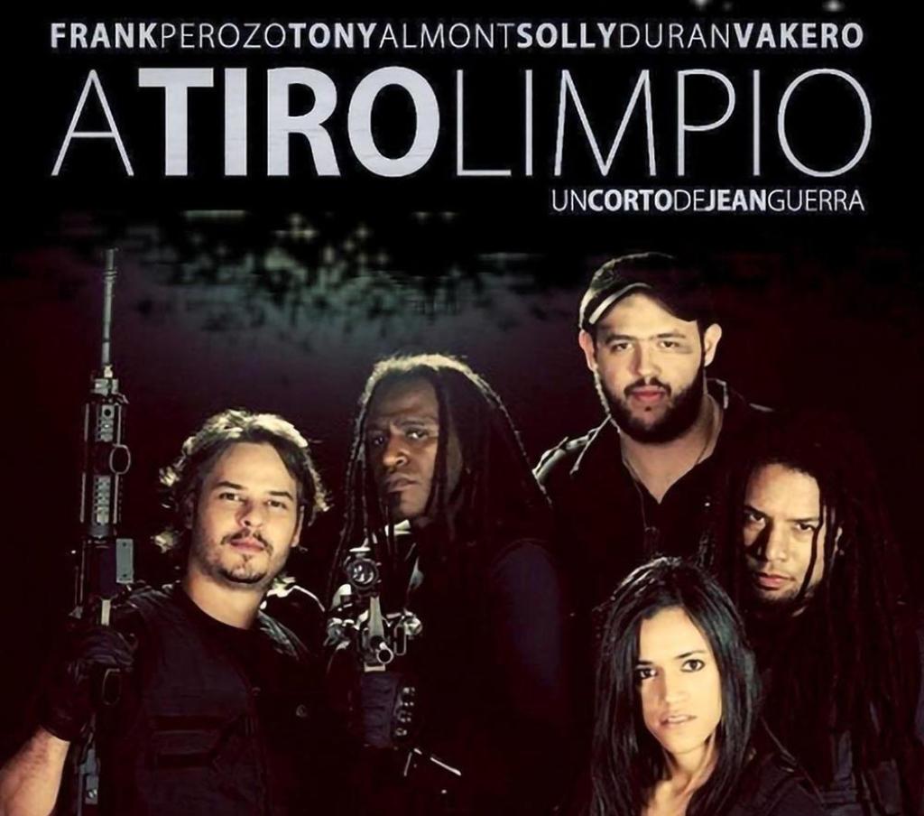 “A Tiro Limpio”: espectáculo de adrenalina, con personajes que no terminan de importar