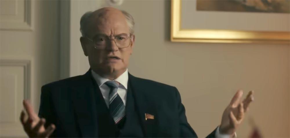 al-borde-de-la-guerra-jared-harris