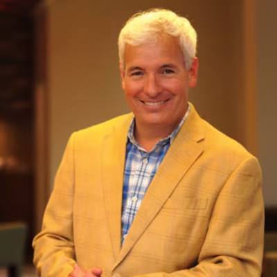 Adiós a una imagen y una voz emblemáticas: falleció el periodista Alberto Padilla a los 60 años