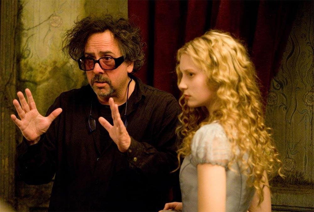 alicia-maravillas-pelicula-tim-burton