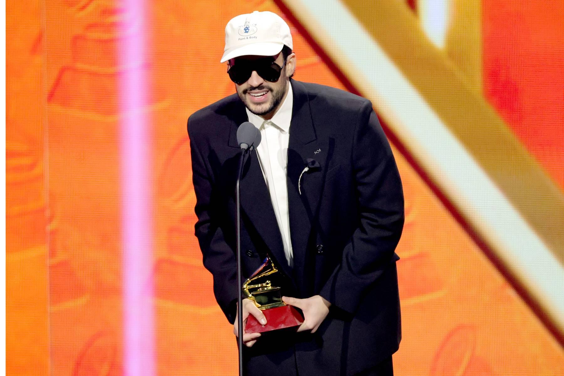 bad-bunny-grammy-latinos