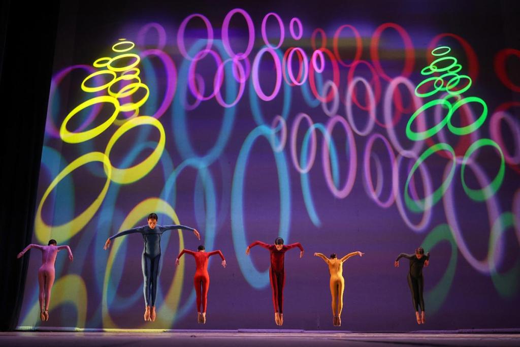 Sinestesia: El Ballet Nacional Dominicano fusiona cuerpo, color y luz en una experiencia sensorial única