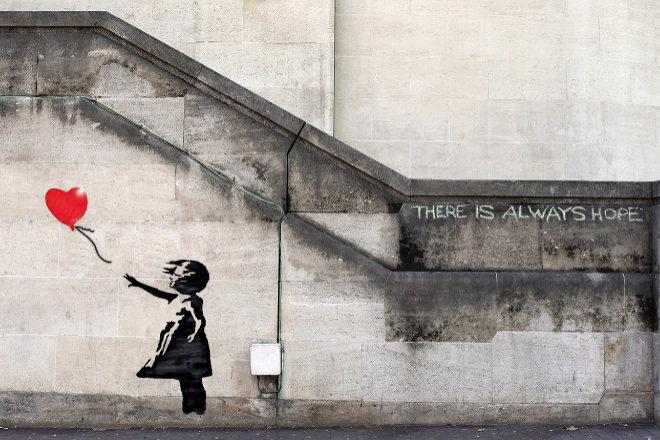 banksy-girl-balloon