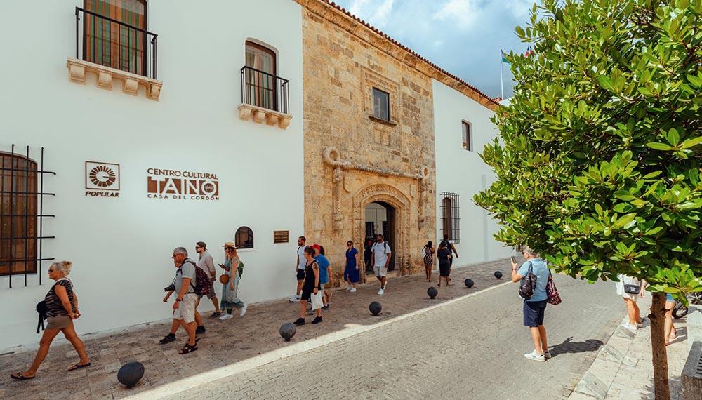 Centro-Cultural-Taino-Casa-del-Cordon