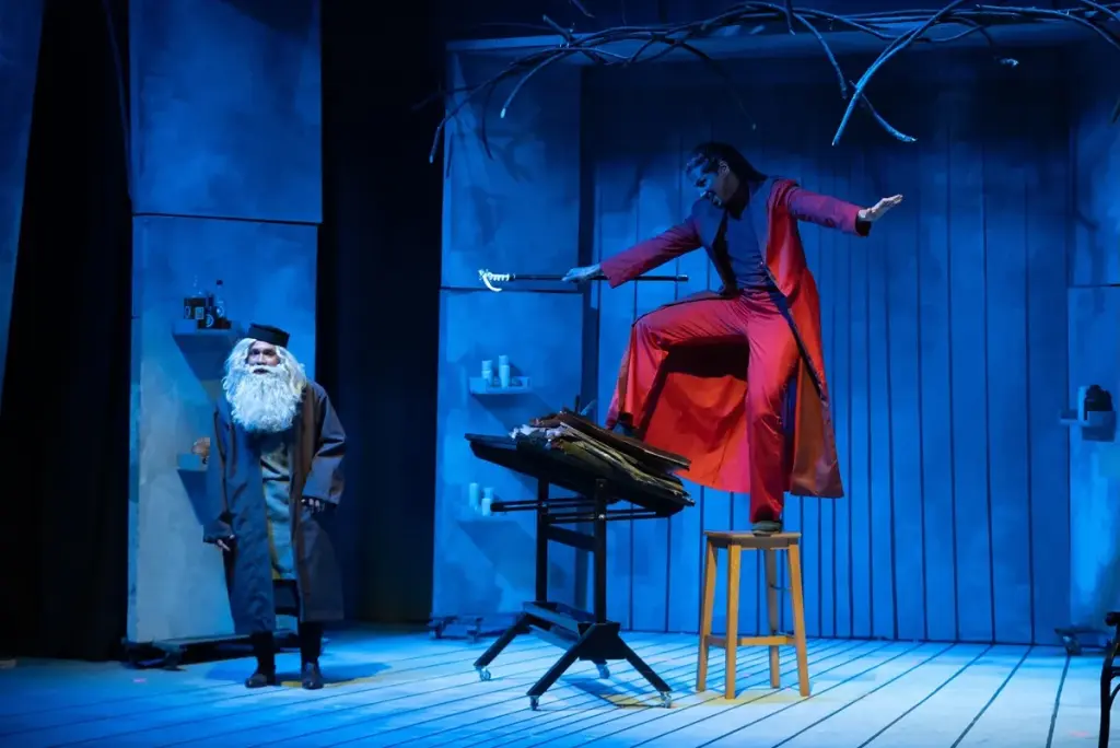 “Fausto”: lectura contemporánea y arriesgada del clásico de Goethe en el Teatro Nacional