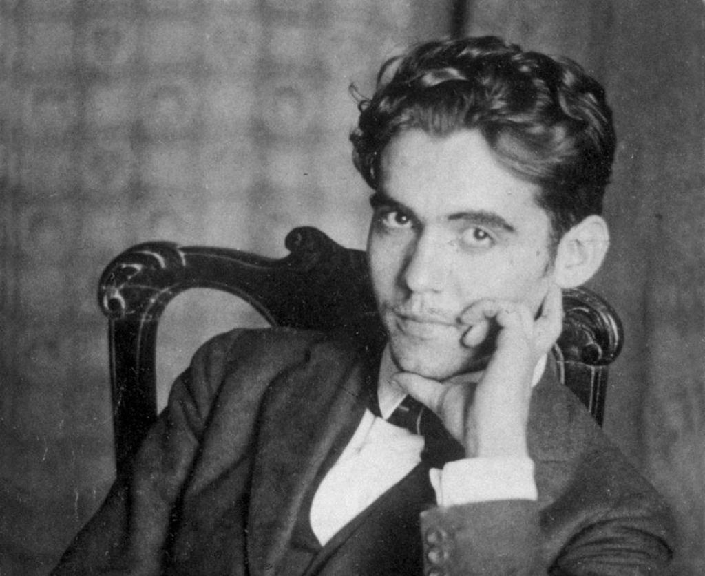 Federico García Lorca: la delicada pluma que convirtió tragedia en belleza