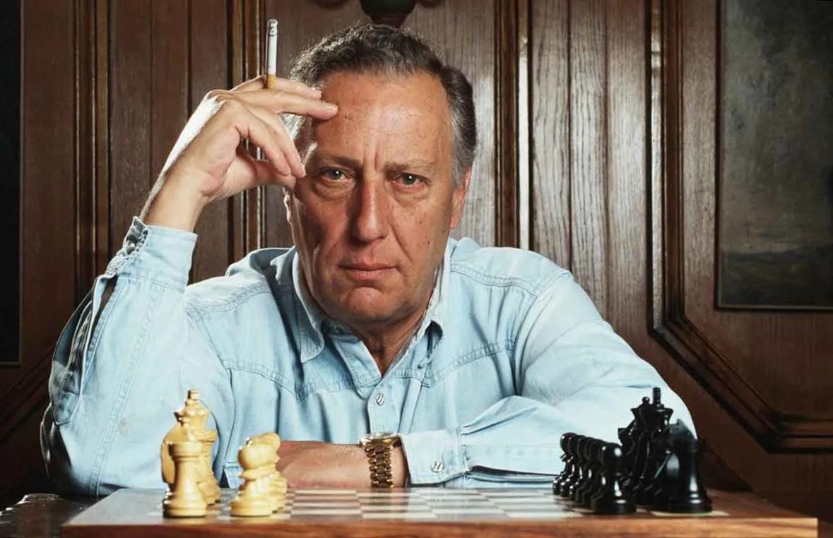 Frederick-Forsyth-1