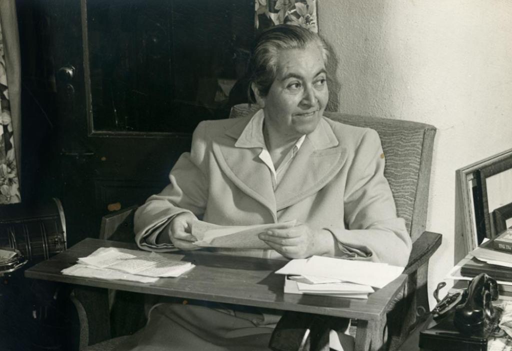 Gabriela Mistral y su poesía de esperanza: a 80 años del primer Nobel de Literatura para Latinoamérica