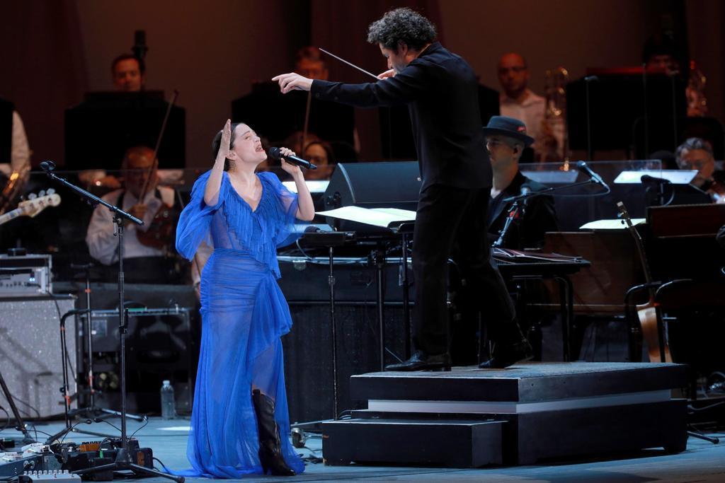 gustavo-dudamel-natalia-lafourcade