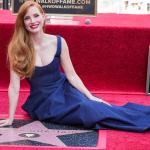Jessica Chastain recibe su estrella en el Paseo de la Fama: un tributo a una carrera hecha de talento y convicción