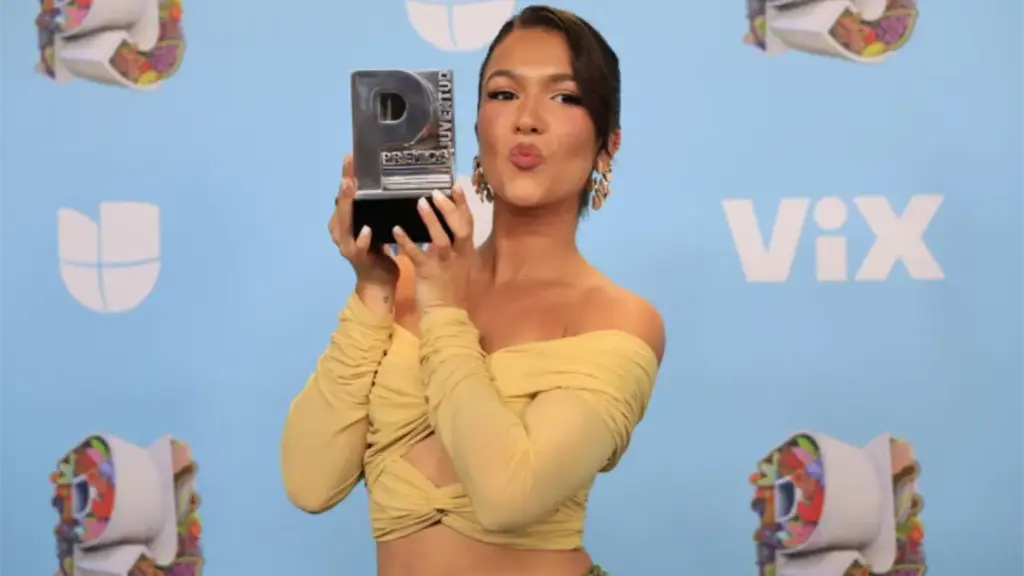 Jessica Judith Ortiz, dominicana, triunfa como “Creator del Año” en Premios Juventud 2025