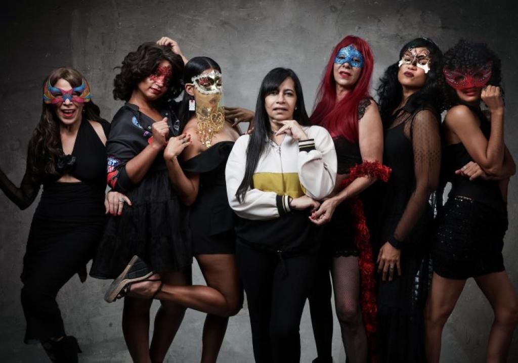 Marina Frías estrena “Las Ninfómanas”: humor, música y confesiones sin filtro