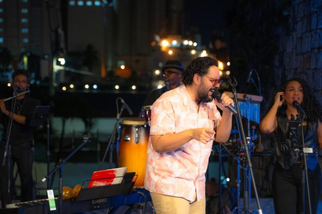 Manerra se reencuentra con su público dominicano con un concierto en Escenario 360