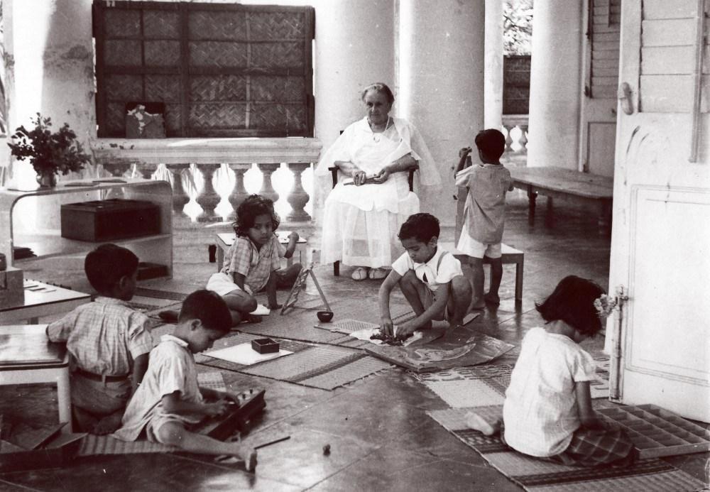 maria-montessori-educacion-india