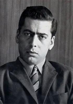 Mario-Vargas-Llosa-b-n