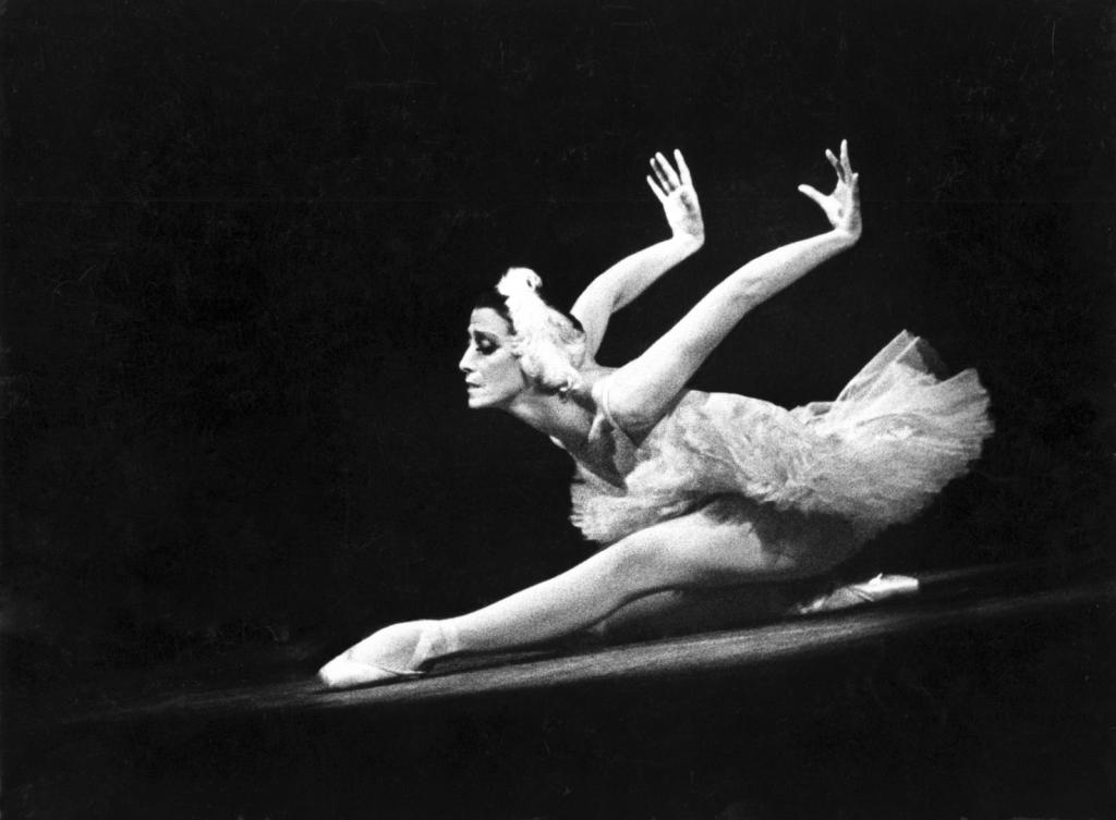 Maya Plisetskaya: un siglo de fuego y elegancia en el ballet