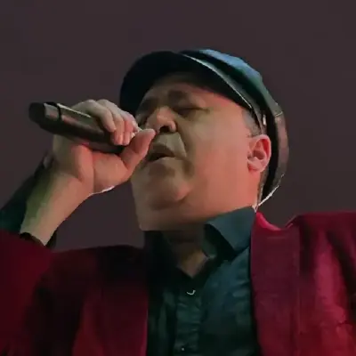 Leyenda en escena: Mickey Taveras conmemora tres décadas y media de salsa, merengue y bachata