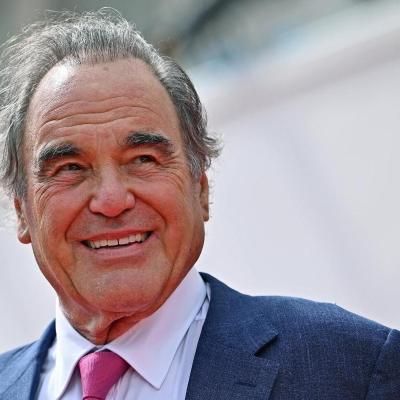Oliver Stone regresa al cine con 'Mentiras blancas', un thriller político protagonizado por Michael Douglas