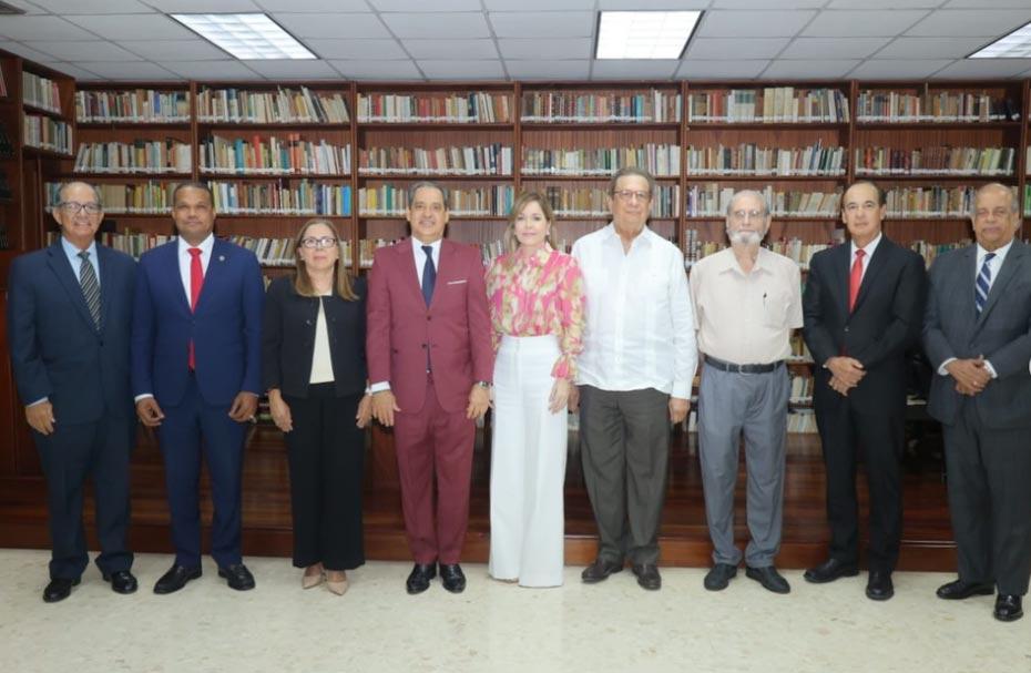 Pedro-verges-premio-literatura-fundacion-corripio