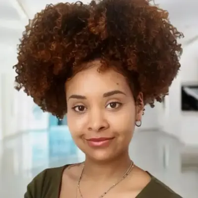 Poemario dominicano en italiano: Verónica Natalia Álvarez debuta con O tutto o Niente