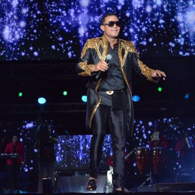 Raulín Rodríguez regresa con magia navideña: Christmas Concert en Hard Rock Café Santo Domingo