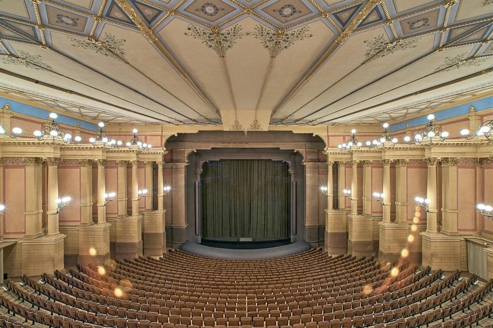 richard-wagner-bayreuth-escenario
