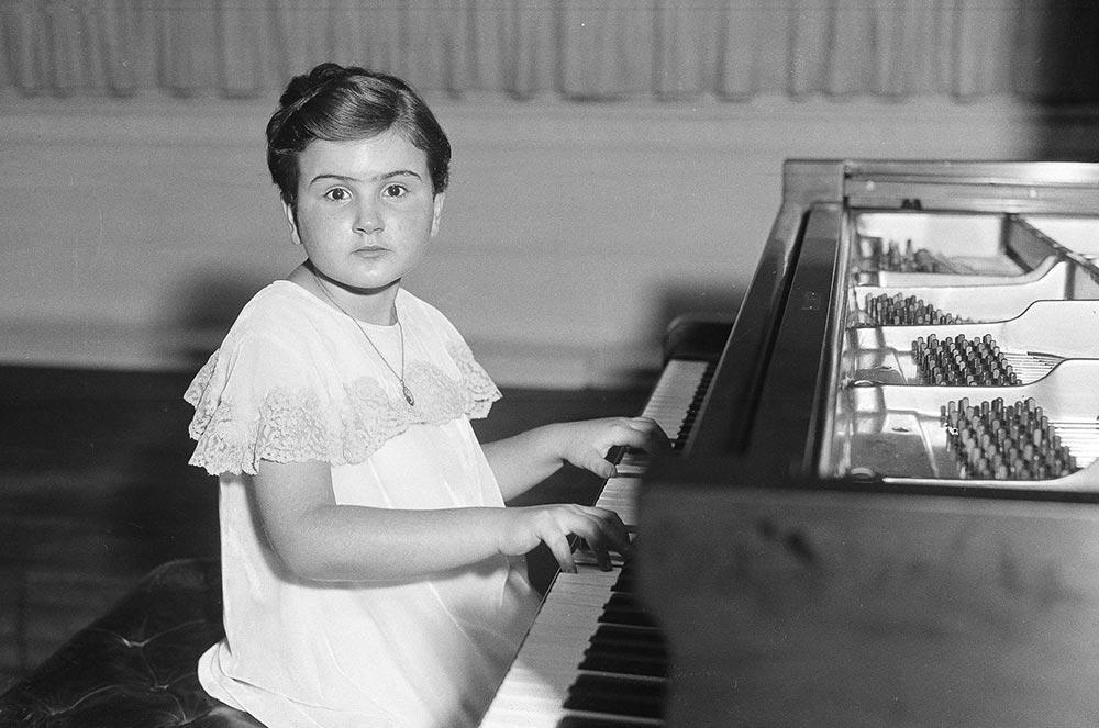 Ruth_Slenczynska_niña