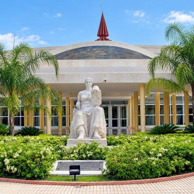 Santo Domingo y la XV Semana Internacional de la Poesía con destacadas plumas dominicanas