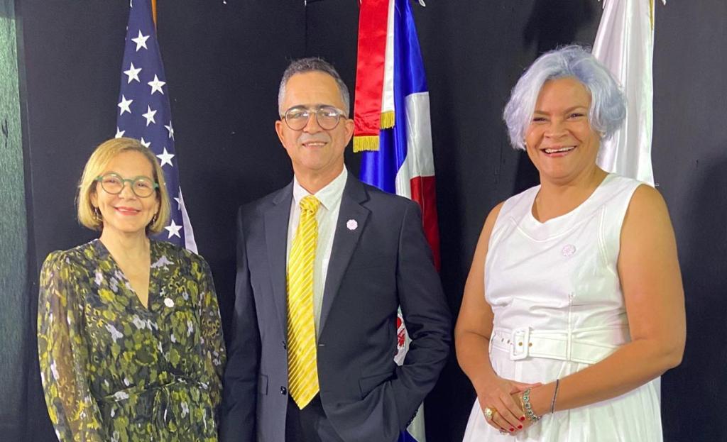 Fundación Solo Voces Dominicanas celebra encuentro cultural en Nueva York