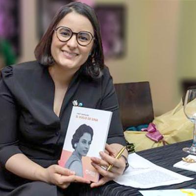 De una tesis a un libro: Yinett Santelises publica su obra “El vuelo de Sina”
